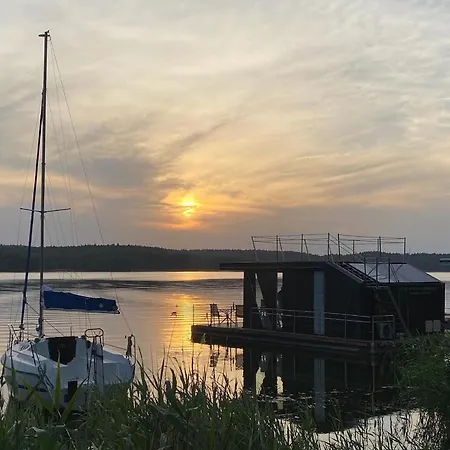 Na Wodzie بوتيل *