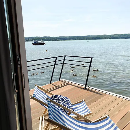 Botel Na Wodzie Charzykowy