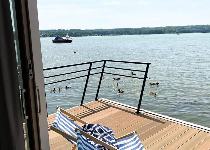 Botel Na Wodzie Charzykowy